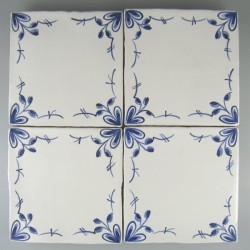 Nostalgi fire-blomst - Romantisk frise med håndmalet dekoration