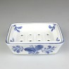 Sæbeskål i porcelæn med rist og håndmalet Sommerfuglemotiv