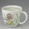 Børnestel / dåbsgave med navn i håndmalet porcelæn med motiv Struds og æg der klækker