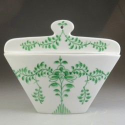 Kaffefilterholder i håndmalet porcelæn med dekoration Grøn Nostalgi