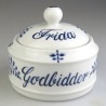 Godbidskrukke med navn og Nostalgi dekoration i håndmalet porcelæn